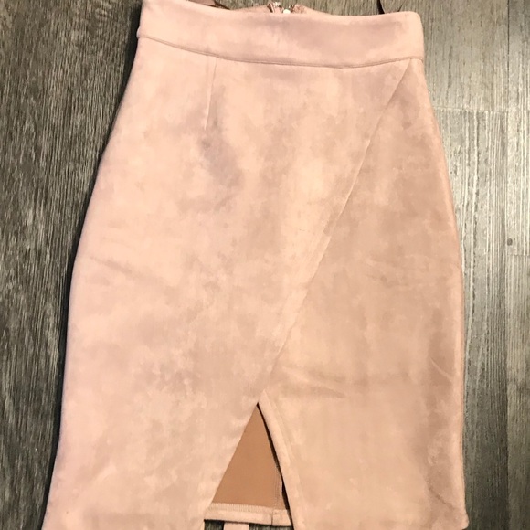 π€©Only 1 left π Pencil skirt with slit in front - Picture 2 of 8